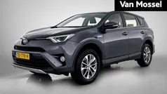 Gebruikt 2018 Toyota RAV4 Hybrid SUV | € 24.645 (Super prijs)