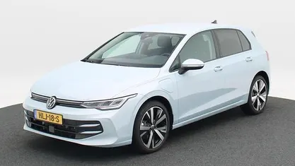 Gebruikt 2025 VW Golf VIII Edition Hatchback | € 32.850 (Eerlijke prijs)