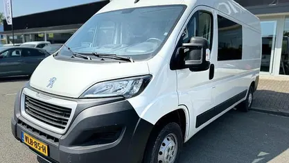 Occasion 2021 Peugeot Boxer Premium Van | € 17.400 (Eerlijke prijs)