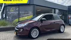 Rood Gebruikt 2016 Opel Adam Glam Hatchback | € 10.950 (Eerlijke prijs)