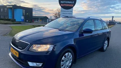 Occasion Skoda Octavia GreenLine 110 PK (80 kW) 2014 Blauw Hatchback