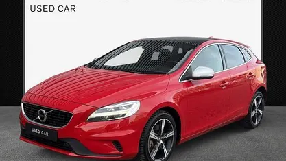 Occasion 2018 Volvo V40 R-Design Hatchback | € 22.400 (Eerlijke prijs)