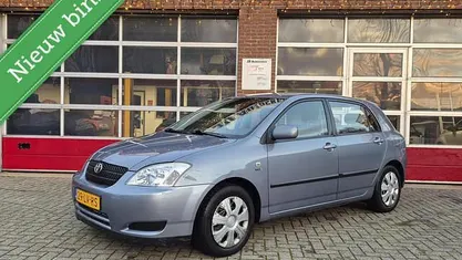 Blauw Gebruikt 2003 Toyota Corolla Comfort Hatchback | € 2.950 (Eerlijke prijs)