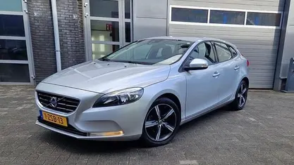Occasion Volvo V40 Momentum 114 PK (83 kW) 2014 Grijs Stationwagen
