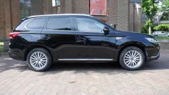 Gebruikt 2019 Mitsubishi Outlander P-HEV Edition SUV | € 20.900 (Eerlijke prijs)