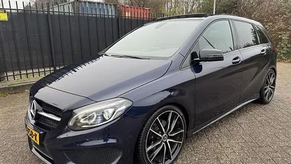 Blauw Occasion 2017 Mercedes B180 Ambition MPV | € 14.950 (Eerlijke prijs)
