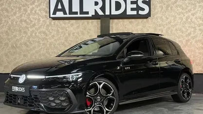 Occasion 2024 VW Golf VIII GTI Hatchback | € 43.950 (Eerlijke prijs)