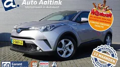 Grijs Gebruikt 2019 Toyota C-HR SUV | € 18.675 (Eerlijke prijs)