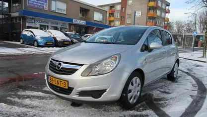 Grijs Gebruikt 2010 Opel Corsa Hatchback | € 4.250 (Eerlijke prijs)