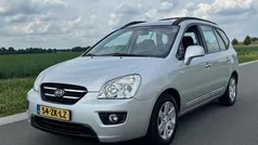 Gebruikt 2008 Kia Carens MPV | € 2.495 (Eerlijke prijs)