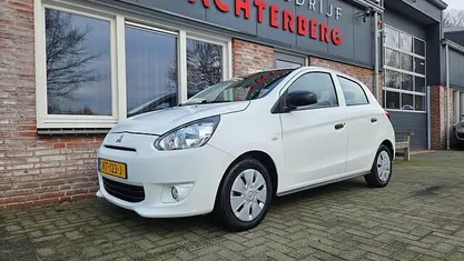Gebruikt 2015 Mitsubishi Space Star Hatchback | € 5.450 (Eerlijke prijs)