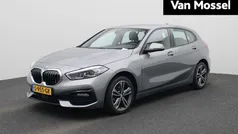 Gebruikt 2023 BMW 118 Basis Hatchback | € 26.945 (Eerlijke prijs)