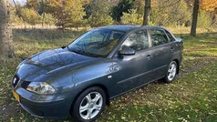 Grijs Gebruikt 2008 Seat Cordoba Sedan | € 1.450 (Eerlijke prijs)