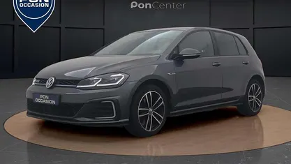 Grijs Occasion 2020 VW Golf VIII GTE Hatchback | € 20.950 (Eerlijke prijs)