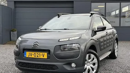 Grijs Gebruikt 2016 Citroën C4 Feel SUV | € 6.749 (Goede deal)