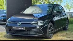 Zwart Gebruikt 2020 VW Golf VII Business Hatchback | € 22.945 (Eerlijke prijs)