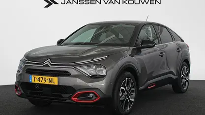 Grijs Occasion 2023 Citroën e-C4 Shine SUV | € 20.945 (Eerlijke prijs)