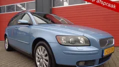 Blauw Gebruikt 2004 Volvo V50 Momentum Stationwagen | € 5.950 (Eerlijke prijs)