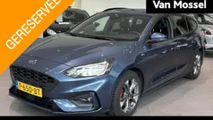 Blauw Gebruikt 2022 Ford Focus Business Edition Stationwagen | € 19.645 (Eerlijke prijs)