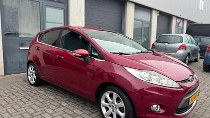 Occasion Ford Fiesta Titanium 82 PK (60 kW) 2010 Rood Hatchback