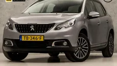 Grijs Gebruikt 2018 Peugeot 2008 Sport SUV | € 11.945 (Eerlijke prijs)