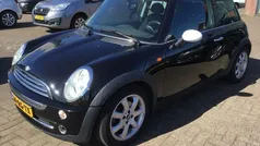 Gebruikt 2005 Mini Cooper Pepper Hatchback | € 2.800 (Eerlijke prijs)