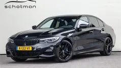 Gebruikt 2021 BMW 330 Executive Sedan | € 33.900 (Eerlijke prijs)