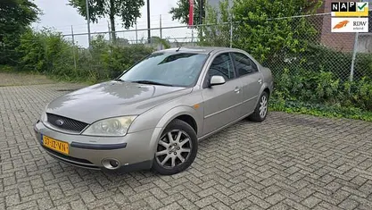 Occasion Ford Mondeo Collection 146 PK (107 kW) 2002 Grijs Sedan