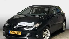 Gebruikt 2019 Toyota Auris Plus Hatchback | € 14.750 (Eerlijke prijs)