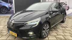 Zwart Gebruikt 2020 Renault Clio V Initiale Paris Hatchback | € 18.250 (Eerlijke prijs)