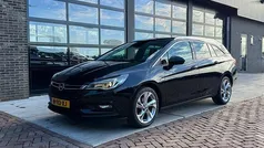Zwart Gebruikt 2018 Opel Astra S Stationwagen | € 8.975 (Goede deal)