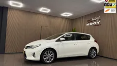 Gebruikt 2013 Toyota Auris Hybrid Executive Hatchback | € 11.520 (Eerlijke prijs)