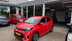 Rood Gebruikt 2020 Kia Picanto GT-Line Hatchback | € 13.250 (Eerlijke prijs)