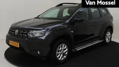 Zwart Gebruikt 2022 Dacia Duster Comfort SUV | € 19.725 (Eerlijke prijs)