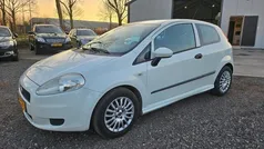 Wit Gebruikt 2010 Fiat Grande Punto Hatchback | € 1.100 (Eerlijke prijs)