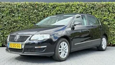 Gebruikt 2008 VW Passat Highline Sedan | € 4.950 (Eerlijke prijs)