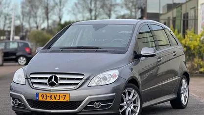 Grijs Occasion 2010 Mercedes B170 MPV | € 3.350 (Eerlijke prijs)