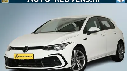 Occasion 2022 VW Golf VIII R-line Hatchback | € 23.900 (Eerlijke prijs)