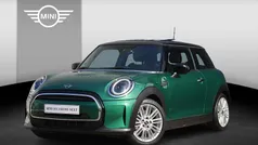 Gebruikt 2022 Mini Cooper Comfort Hatchback | € 21.900 (Eerlijke prijs)