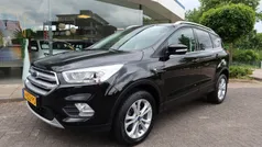 Zwart Gebruikt 2019 Ford Kuga Titanium SUV | € 18.800 (Eerlijke prijs)
