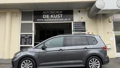 Grijs Gebruikt 2018 VW Touran R-line MPV | € 28.950 (Eerlijke prijs)