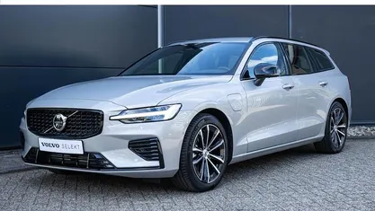 Gebruikt 2025 Volvo V60 Plus Stationwagen | € 46.950 (Goede deal)