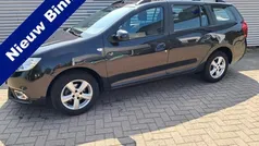Zwart Gebruikt 2018 Dacia Logan MCV Lauréate MPV | € 10.945 (Eerlijke prijs)