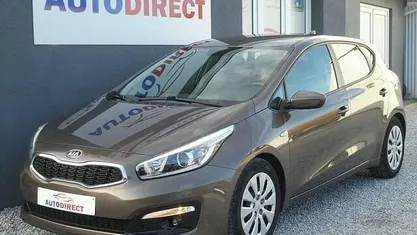 Bruin Occasion 2017 Kia Ceed Hatchback | € 9.750 (Super prijs)