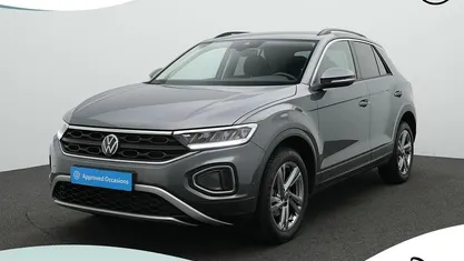 Occasion 2023 VW T-Roc Edition SUV | € 25.900 (Eerlijke prijs)