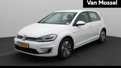 Wit Gebruikt 2020 VW e-Golf Hatchback | € 12.900 (Eerlijke prijs)