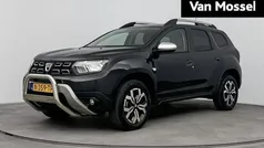 Zwart Gebruikt 2022 Dacia Duster Prestige SUV | € 17.940 (Eerlijke prijs)
