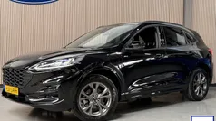 Zwart Gebruikt 2023 Ford Kuga ST-Line X SUV | € 32.900 (Eerlijke prijs)