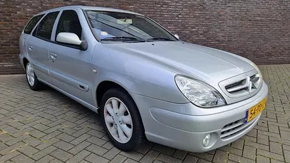 Grijs (metallic) Gebruikt 2004 Citroën Xsara Stationwagen | € 1.295 (Eerlijke prijs)