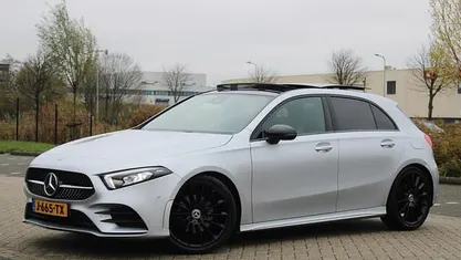 Grijs Occasion 2019 Mercedes A200 AMG Hatchback | € 25.450 (Eerlijke prijs)